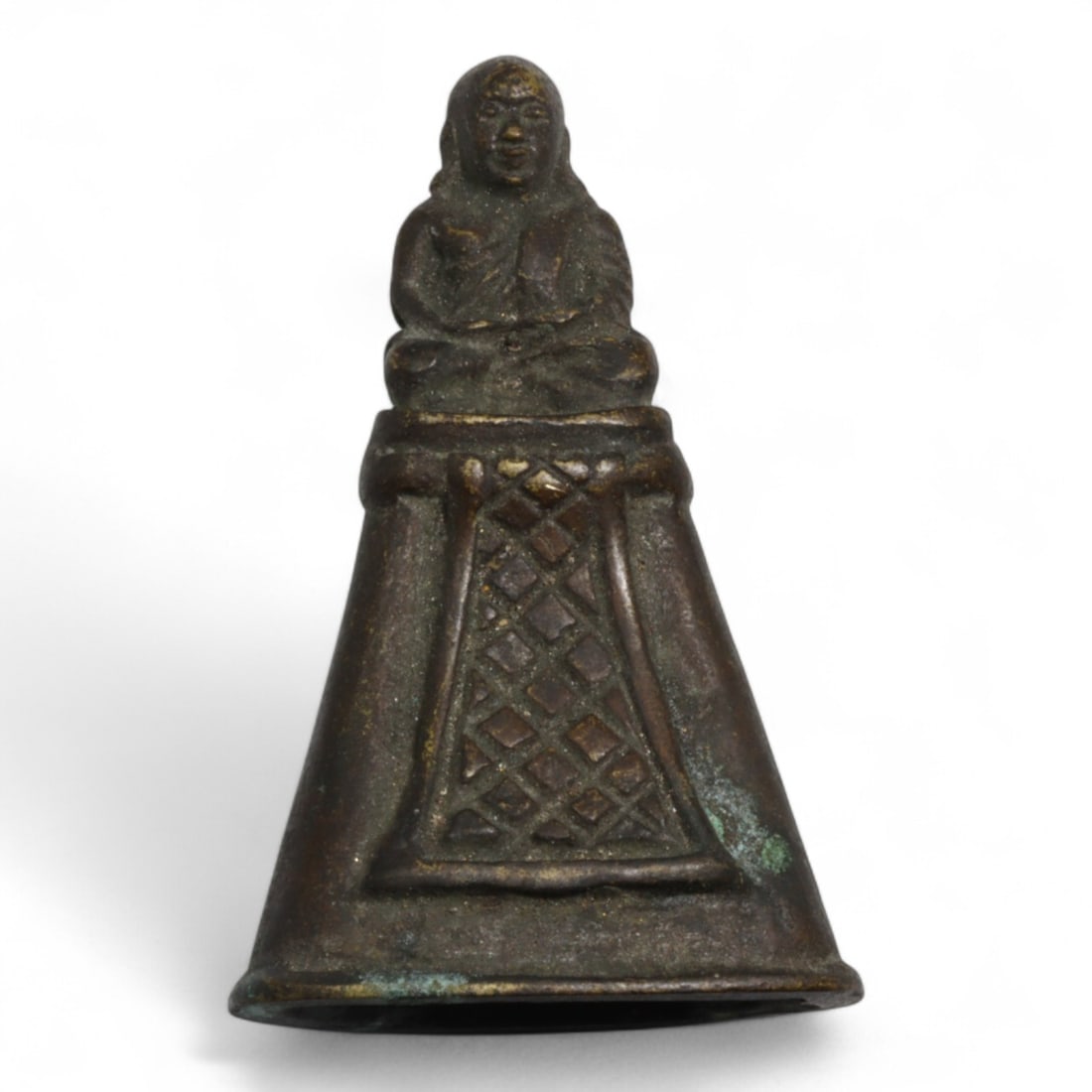Antique Thai Rattanakosin Monk-on-Pedestal Copper Alloy Amulet, c. 19th-20th Century CE - 50g (1 of 2)