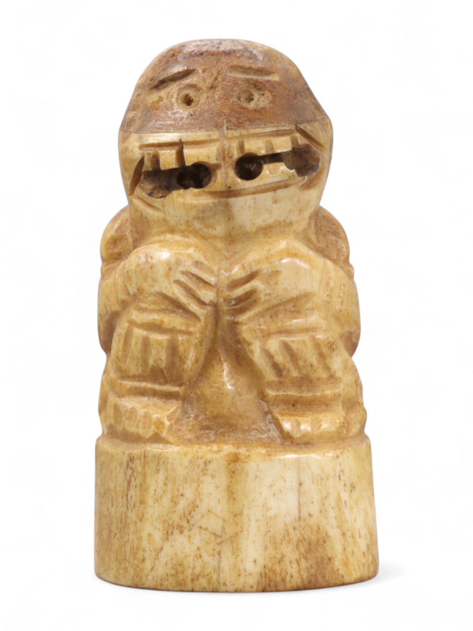 Antique Thai Rattanakosin Spirit Guardian Bone Amulet in Ritual Folk Style, Mid 20th Century, 43g: This expressive Thai bone amulet from the Rattanakosin period embodies the raw spiritual power of folk guardianship. Carved in the mid-20th century, it features a fierce spirit figure with bulging eye