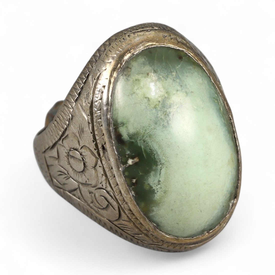 Antique Qajar Persian Floral Engraved Silver Ring with Green Stone, c. 19th Century 10g (1 of 3)