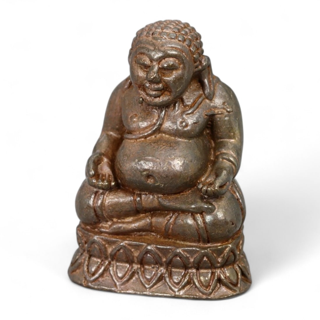 Antique Thai Laughing Buddha Seated Bronze Amulet on Lotus Base, c. Early 20th Century, 24g: This joyful bronze amulet depicts the iconic Laughing Buddha - known in Thailand as Huan Xi Fo or Phra Sangkachai - seated in serene meditation with an ample belly and warm smile, radiating good fortu