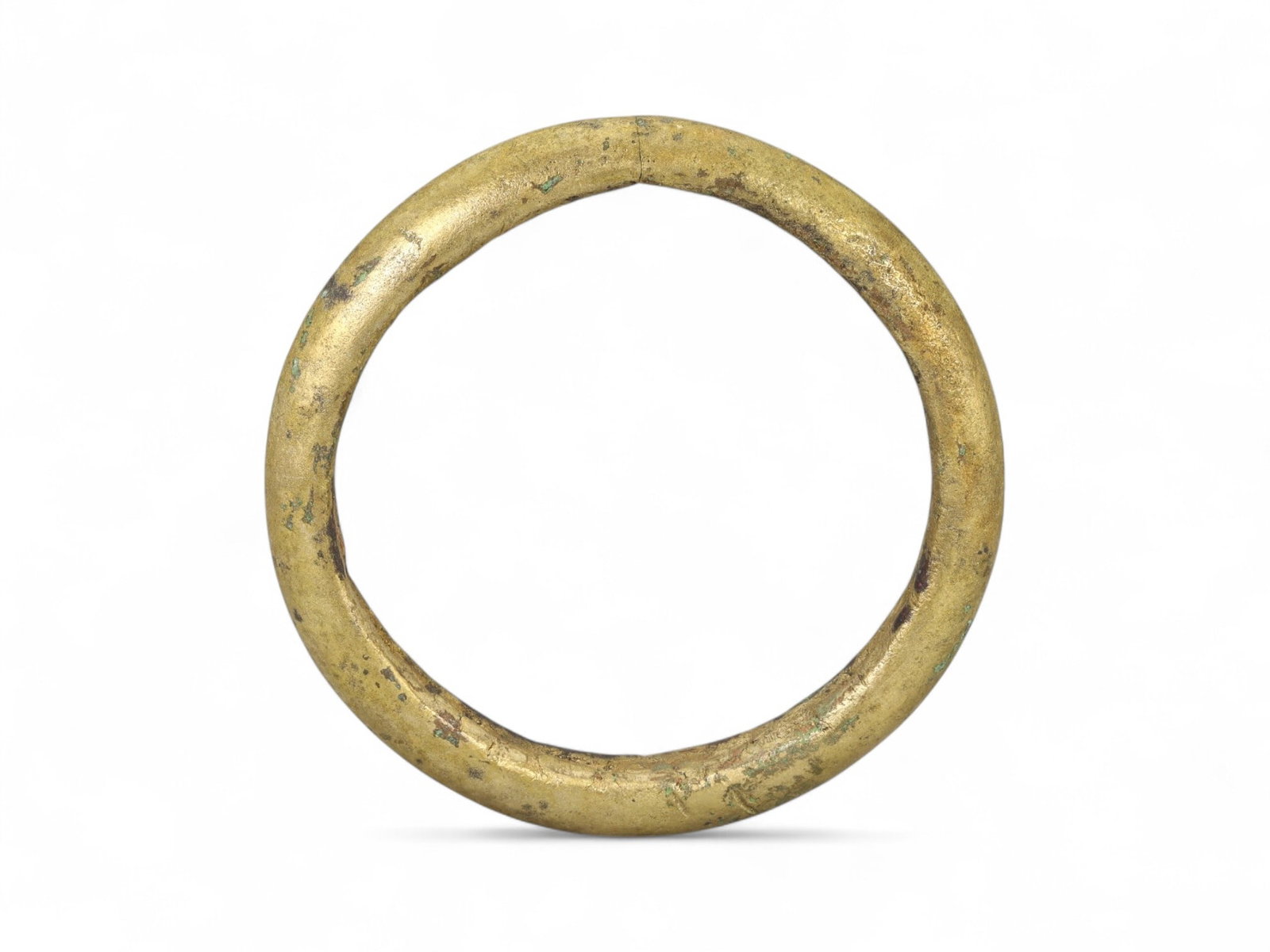 Antique West African Gilt Bronze Prestige Currency Bracelet, 18th-19th Century, 7.5cm, 105g: This elegant gilt bronze bracelet originates from West Africa and dates to the 18th-19th century, embodying both the minimalist strength and ceremonial sophistication typical of regional currency brac
