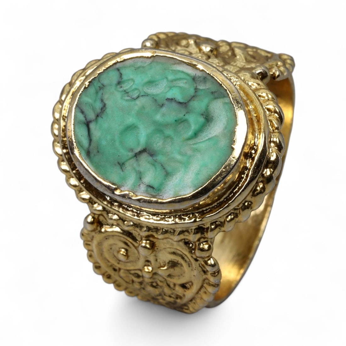 Antique Qajar Gold Gilt Intaglio Signet Ring, c. 19th-20th Century, 9.5 US, 11g: This substantial gilt ring, dating to the Qajar era of the 19th-20th century, embodies the regal aesthetic and cultural refinement of Persian jewelry traditions. The bezel is set with an engraved inta