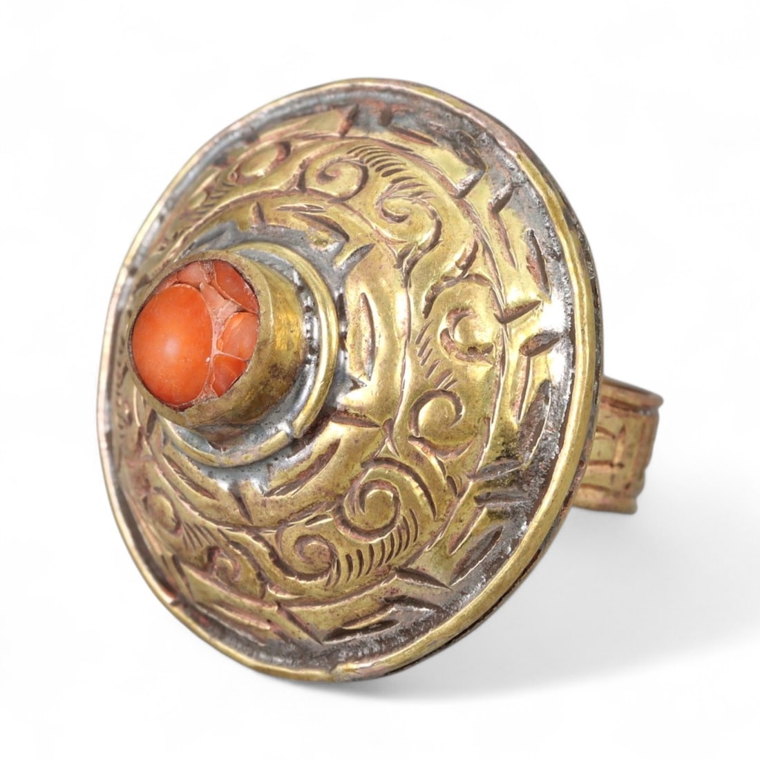 Vintage Himalayan Gilt Bronze Coral Shield Ring, 20th Century, US 6.75 (1 of 3)