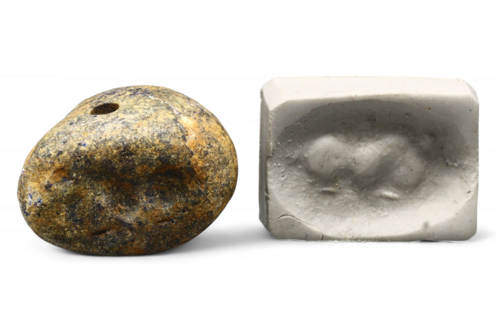 Ancient Middle Assyrian Reclining Animal Hemispherical Chlorite Stamp Seal, c. 1400-1050 BCE, 15.49g: This distinctive hemispherical stamp seal dates to the Middle Assyrian period, c. 1400-1050 BCE, a time of revived political power and artistic innovation in ancient Mesopotamia. Carved from a dense,