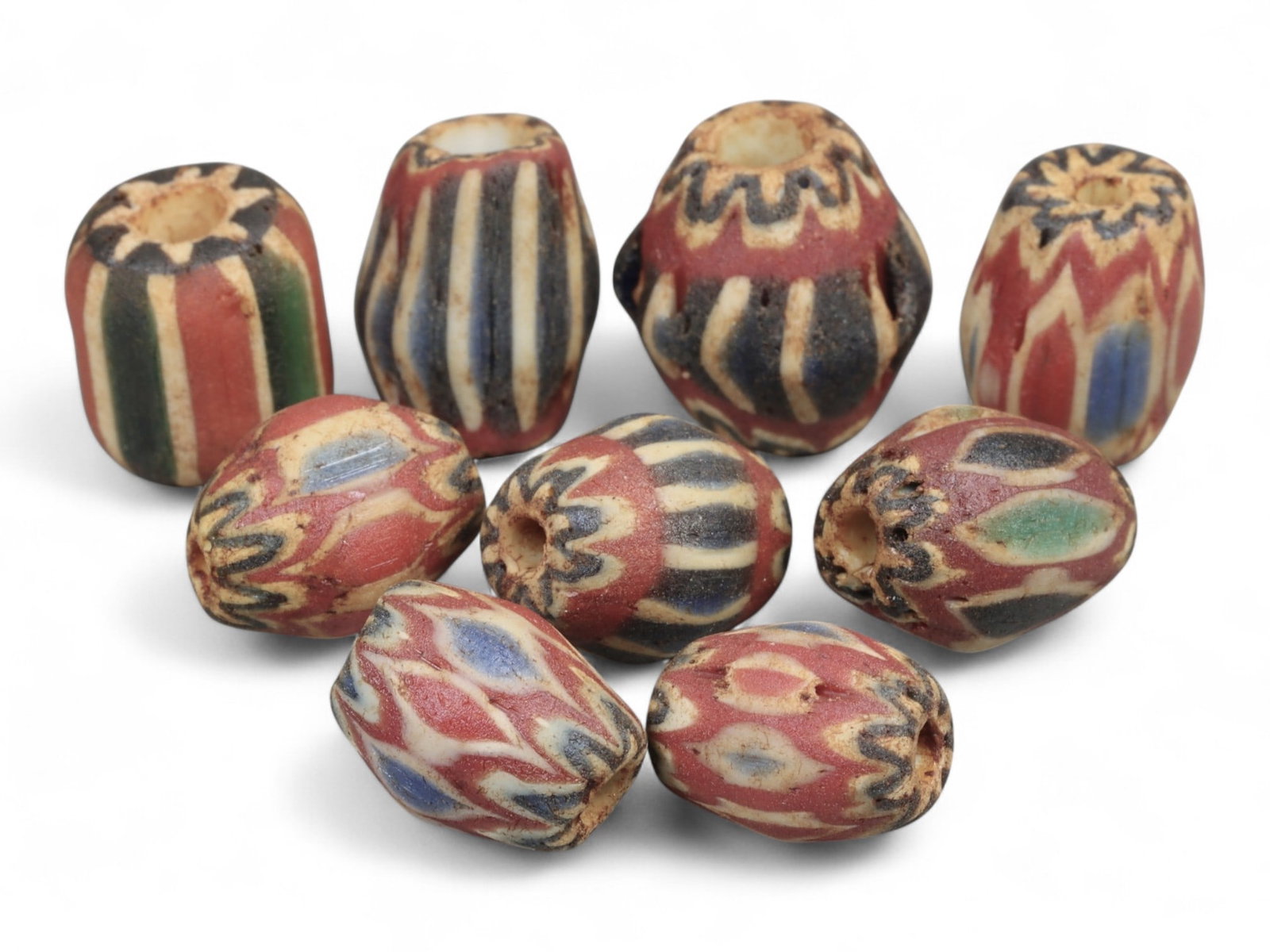Antique Venetian Chevron Trade Glass Beads, c. 18th-19th Century, 1.1-1.3cm: This fine lot of Venetian chevron beads represents the height of Murano glass artistry during the 18th and 19th centuries. Known for their layered starburst patterns, chevron beads were among the most
