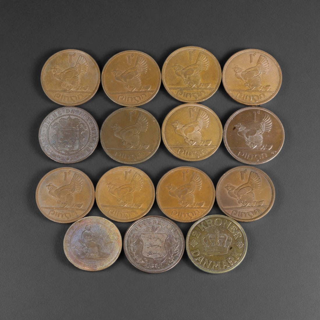 IRELAND & EUROPE: National Symbols - Pre-Euro Large Bronze Coin Group, 1929-1968, 30mm (15 Coins) (1 of 2)