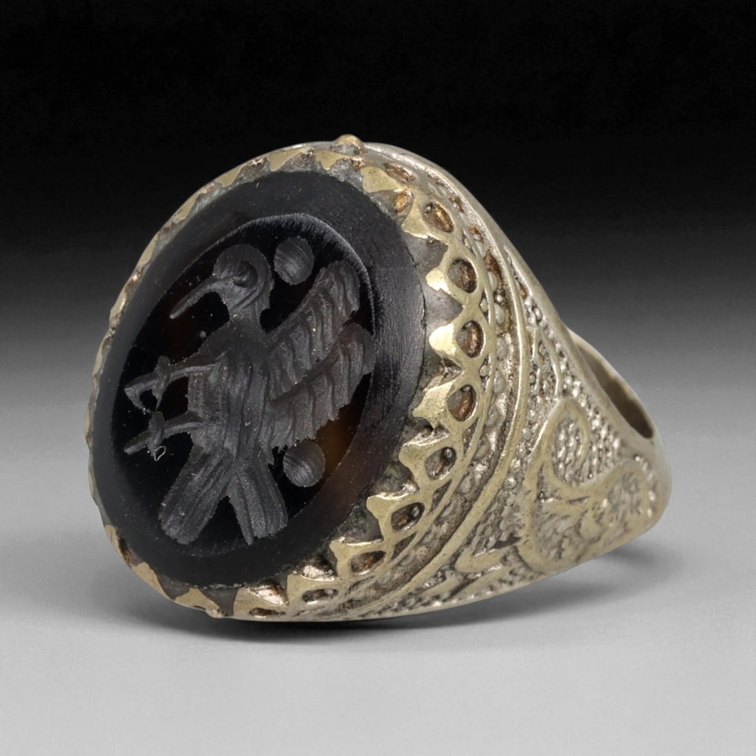 Antique Persian Intaglio Eagle Black Agate Silver Ring, c. 19th-20th Century 11g (1 of 3)