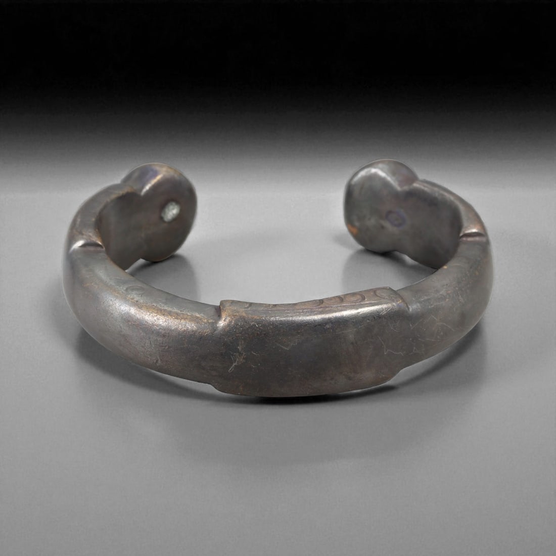 Antique West African Engraved Bronze Manilla Trade Bracelet, c. 18th-19th Century CE, 135g (1 of 3)