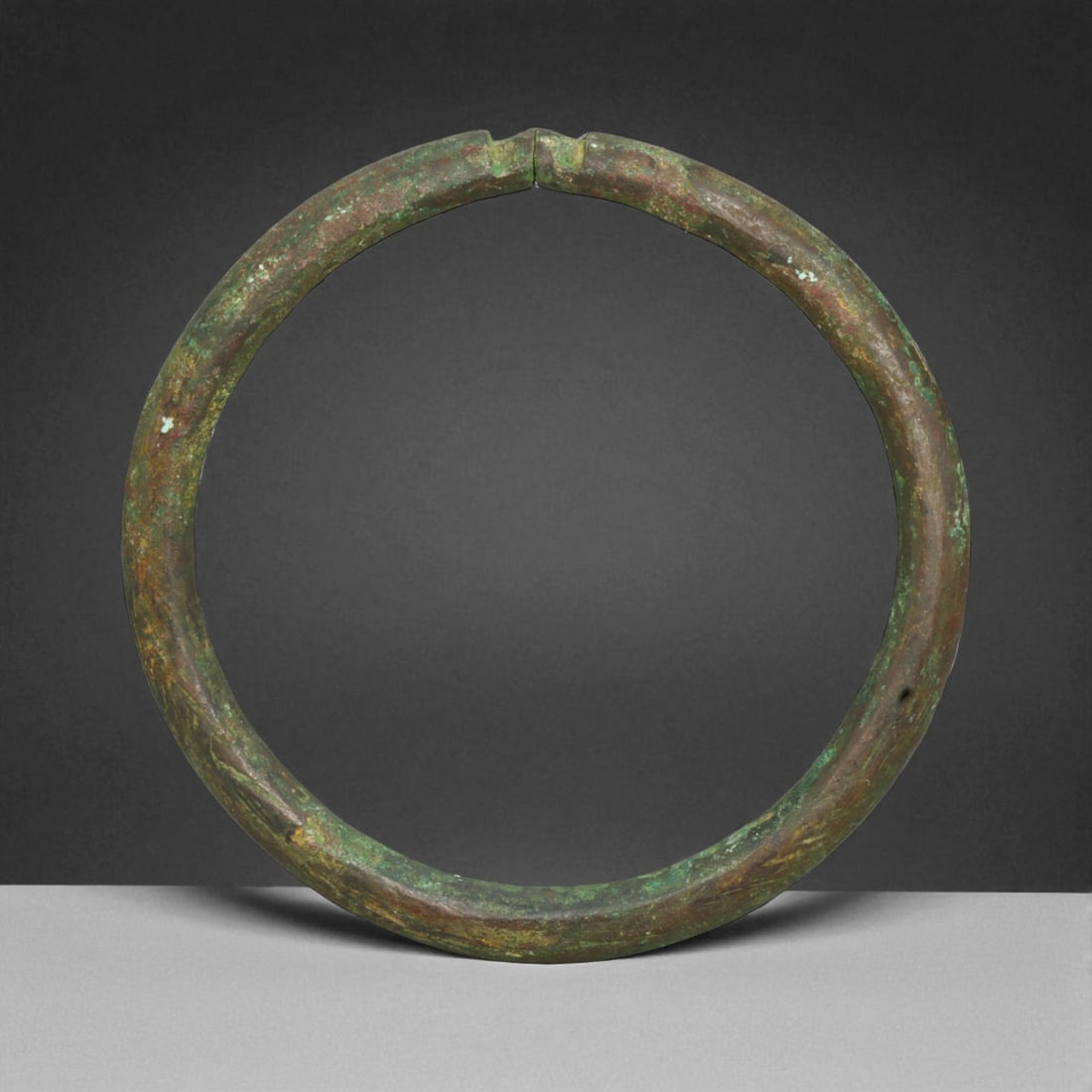 Ancient Roman Bronze Bracelet, c. 1st-3rd Century CE, 7cm, 63g (1 of 3)