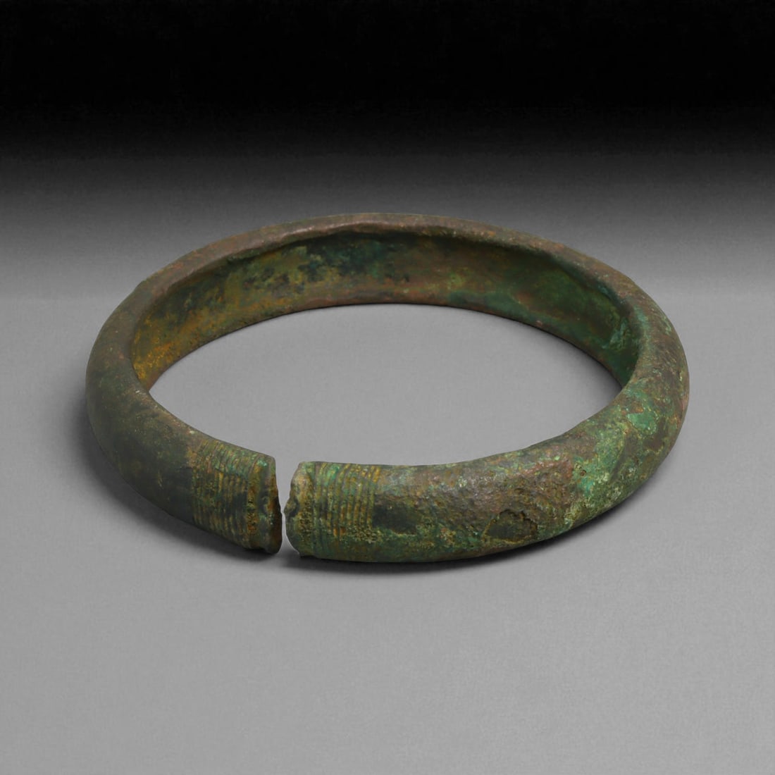 Ancient Roman Bronze Bracelet, c. 1st-3rd Century CE, 7cm, 100g (1 of 3)