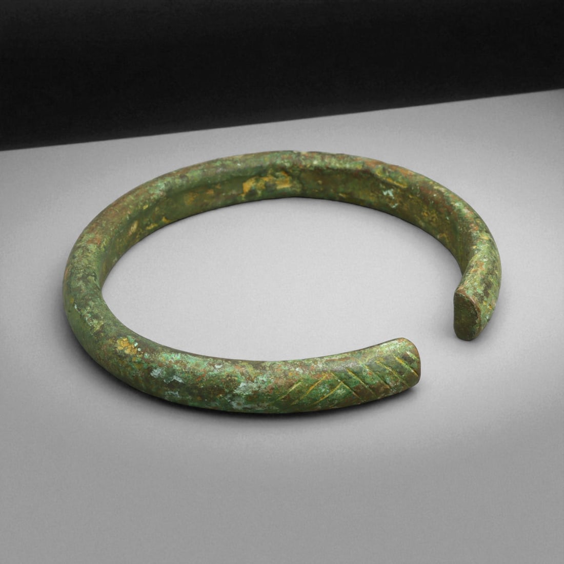 Ancient Roman Bronze Bracelet, c. 1st-3rd Century CE, 10cm, 175g (1 of 3)