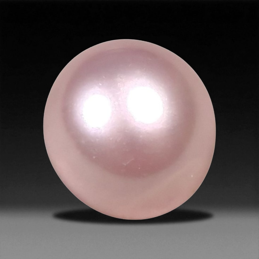 4.58 Carats Soft Pink Akoya Freshwater Pearl 8.6mm - Natural Cultured Pearl (1 of 2)