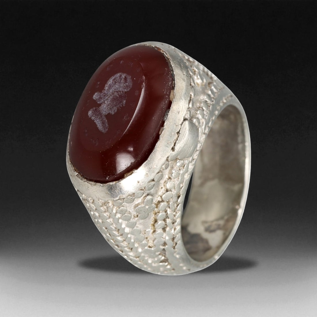 Antique Persian Carnelian Intaglio Silver Ring, c. 19th-20th Century, US Size 9.5 (1 of 3)