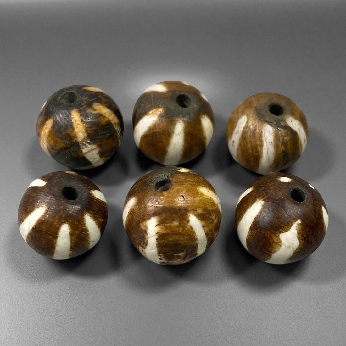 Antique Pyu Pumtek Beads Lot, c. 19th-20th Century CE, 1.3-1.5 cm (6 pcs) (1 of 1)