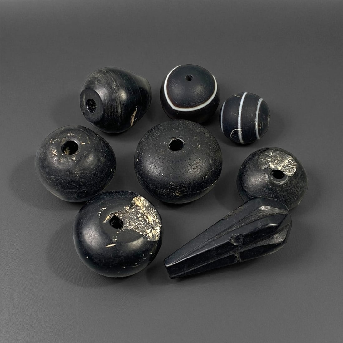 Ancient Jet and Agate Bead Collection, 1.2-2.9cm (1 of 1)