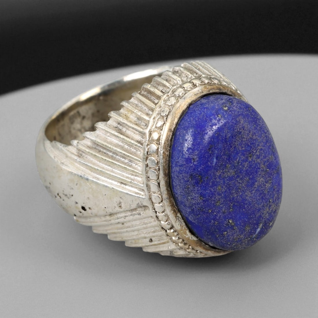 Antique Persian Silver Bezel Ring with Lapis Lazuli Gem, c. 19th-20th Century, US 10.5 (1 of 3)