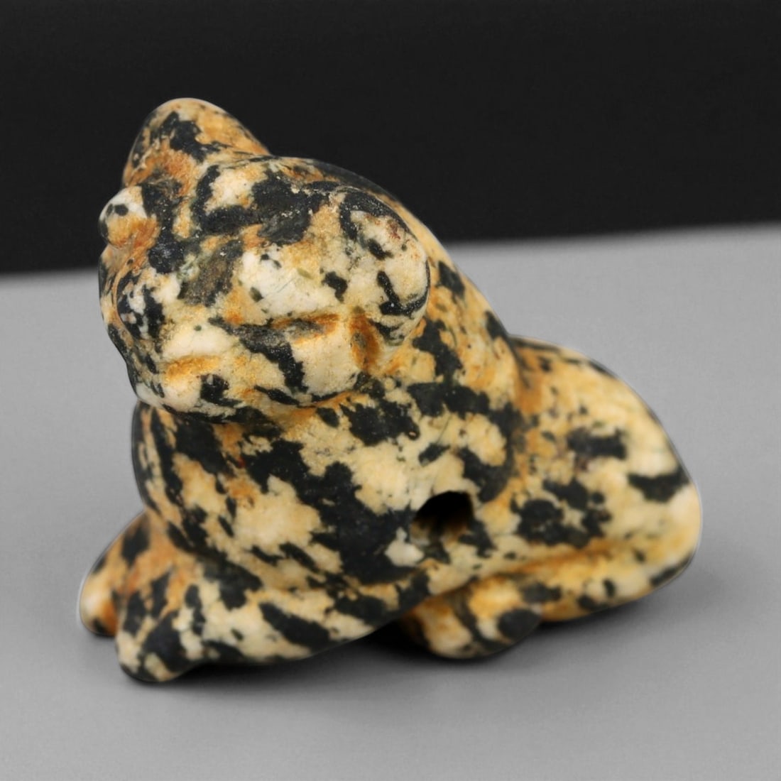 Ancient Bactrian Feline Amulet in Speckled Stone, c. 2nd Millennium BCE, 2.2cm