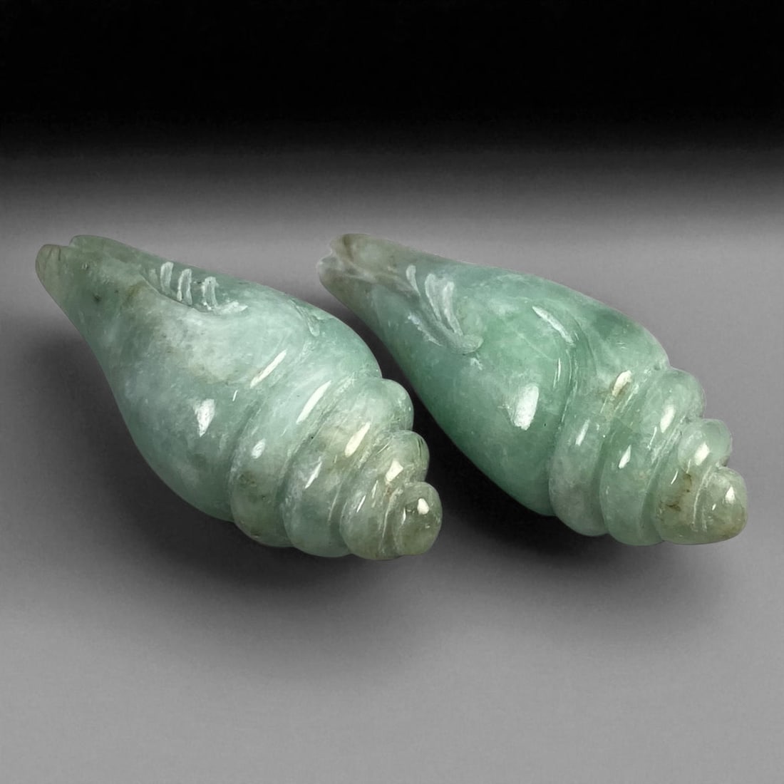 Vintage Chinese Jadeite Pair of Conch Shell Charms, c. Mid-20th Century, 3.5cm (1 of 2)