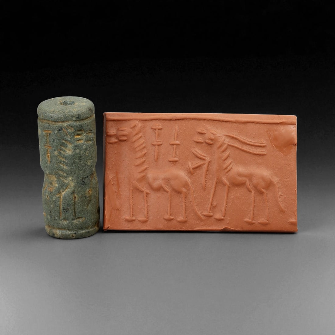 Ancient Sumerian Twin Animal Motif Chlorite Cylinder Seal, c. 2900-2350 BCE, 4.2 cm (1 of 3)