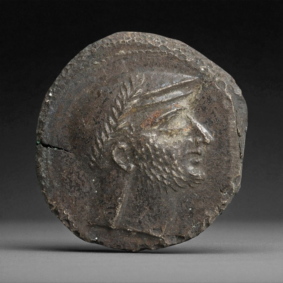 Antique Neo-Classical Commemorative Portrait Medallion, 19th-20th Century, 3.3cm, 35g: This finely crafted antique medallion, produced in the 19th-early 20th century, draws inspiration from ancient Greco-Roman coinage and reflects the neoclassical fascination with antiquity. It was like