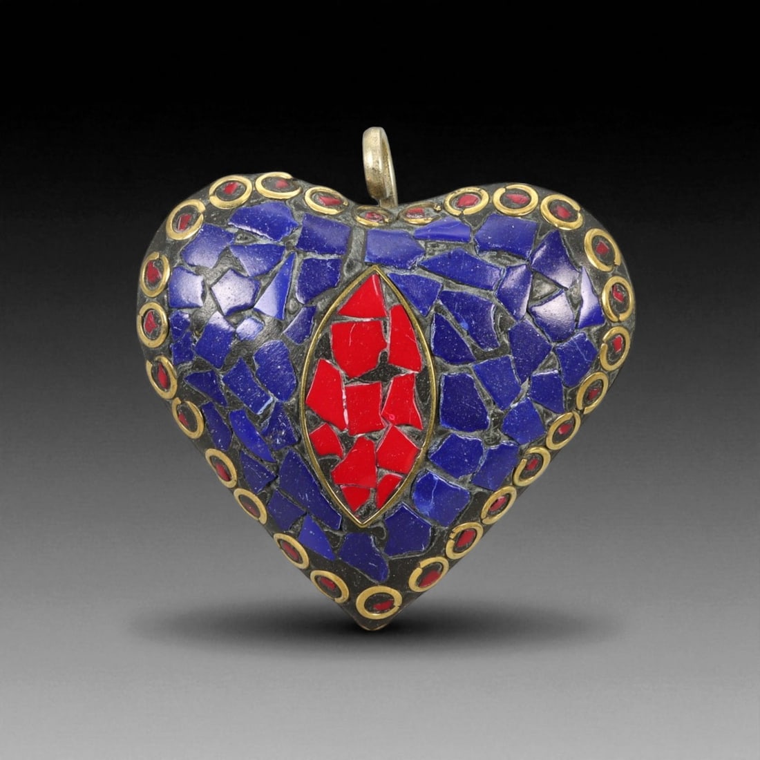 Vintage Himalayan Tribal Heart-Shaped Lapis and Coral Brass Pendant, 20th Century, 4.5cm: This exquisite heart-shaped pendant embodies the bold emotional symbolism and meticulous craftsmanship of Himalayan tribal jewelry. Its surface is entirely covered with deep blue lapis mosaic fragment
