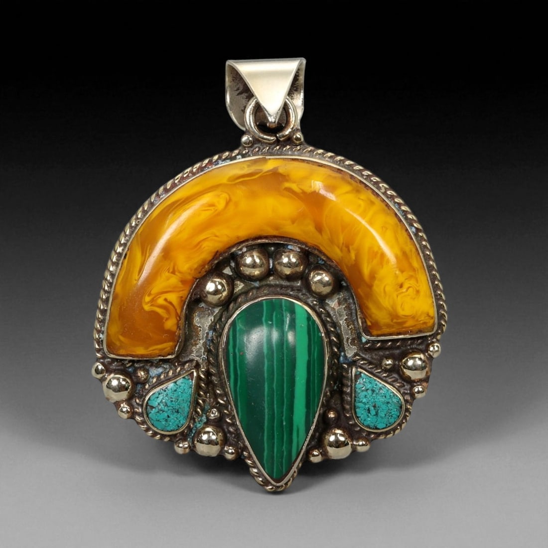 Vintage Himalayan Tribal Amber, Malachite, and Turquoise Silver Pendant, 20th Century, 5cm (1 of 2)