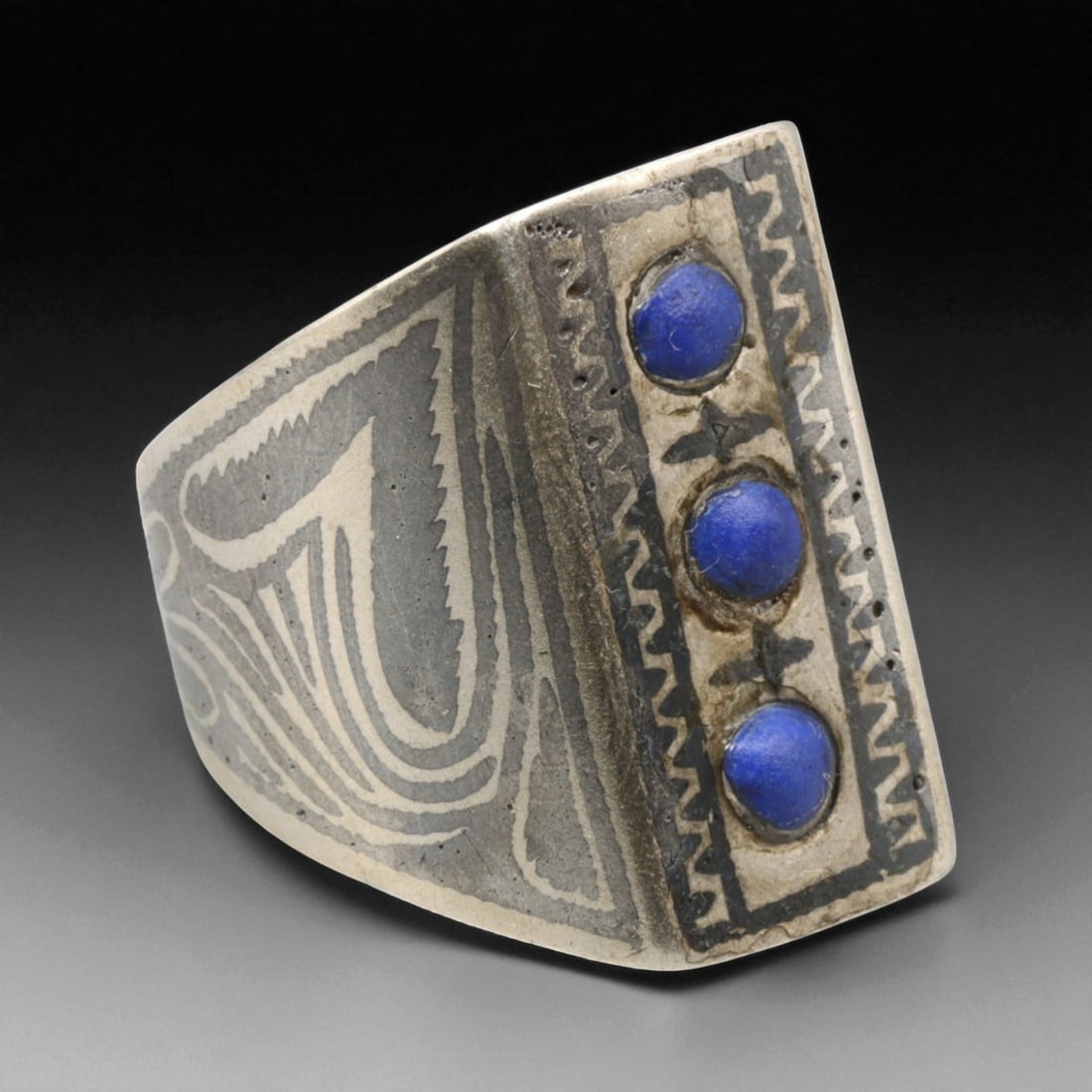 Antique Central Asian Lapis Lazuli Inlaid Niello Silver Ring, c. 19th-20th Century, US 8 (1 of 2)