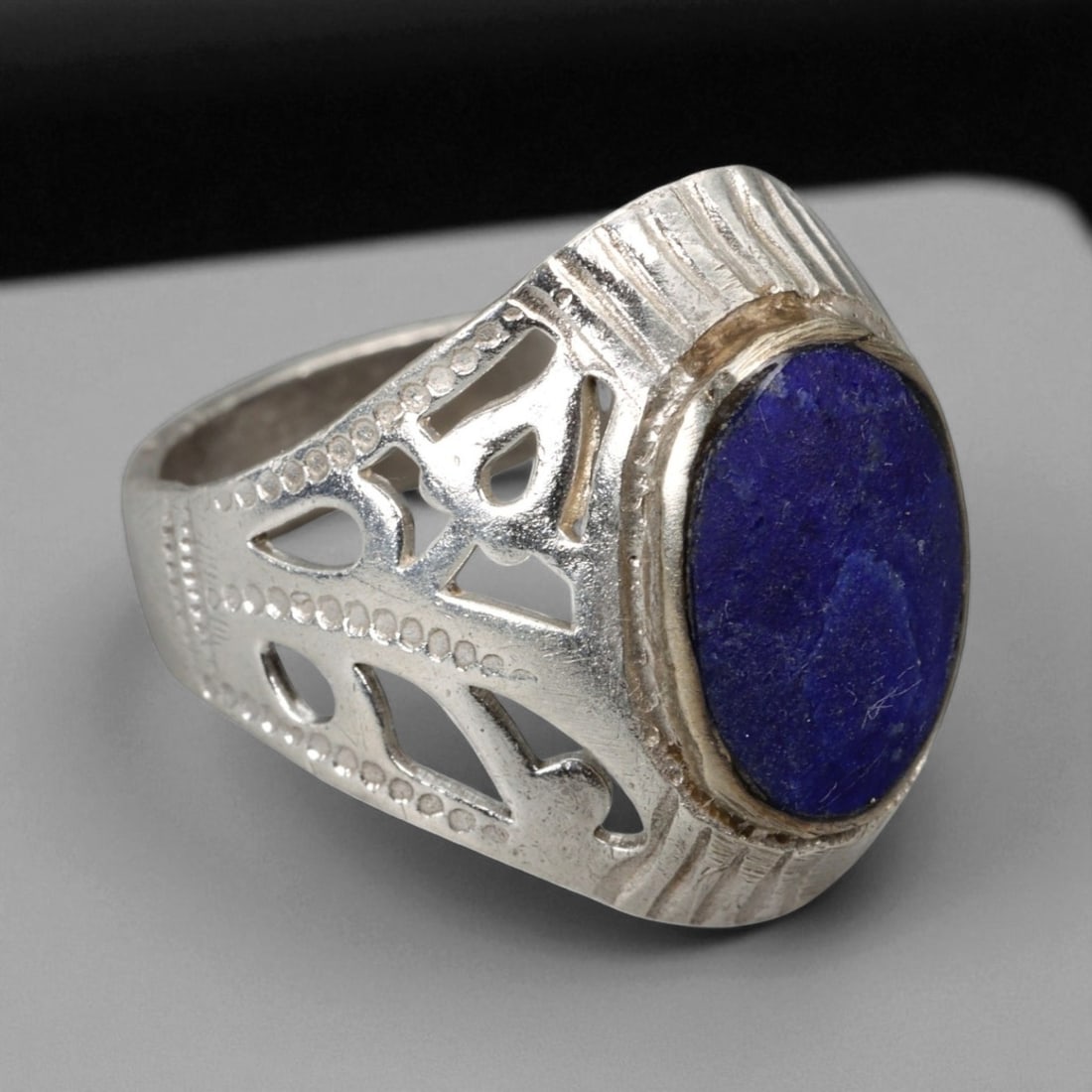 Antique Persian Lapis Lazuli Openwork Silver Ring, c. 19th-20th Century, US 9 (1 of 3)