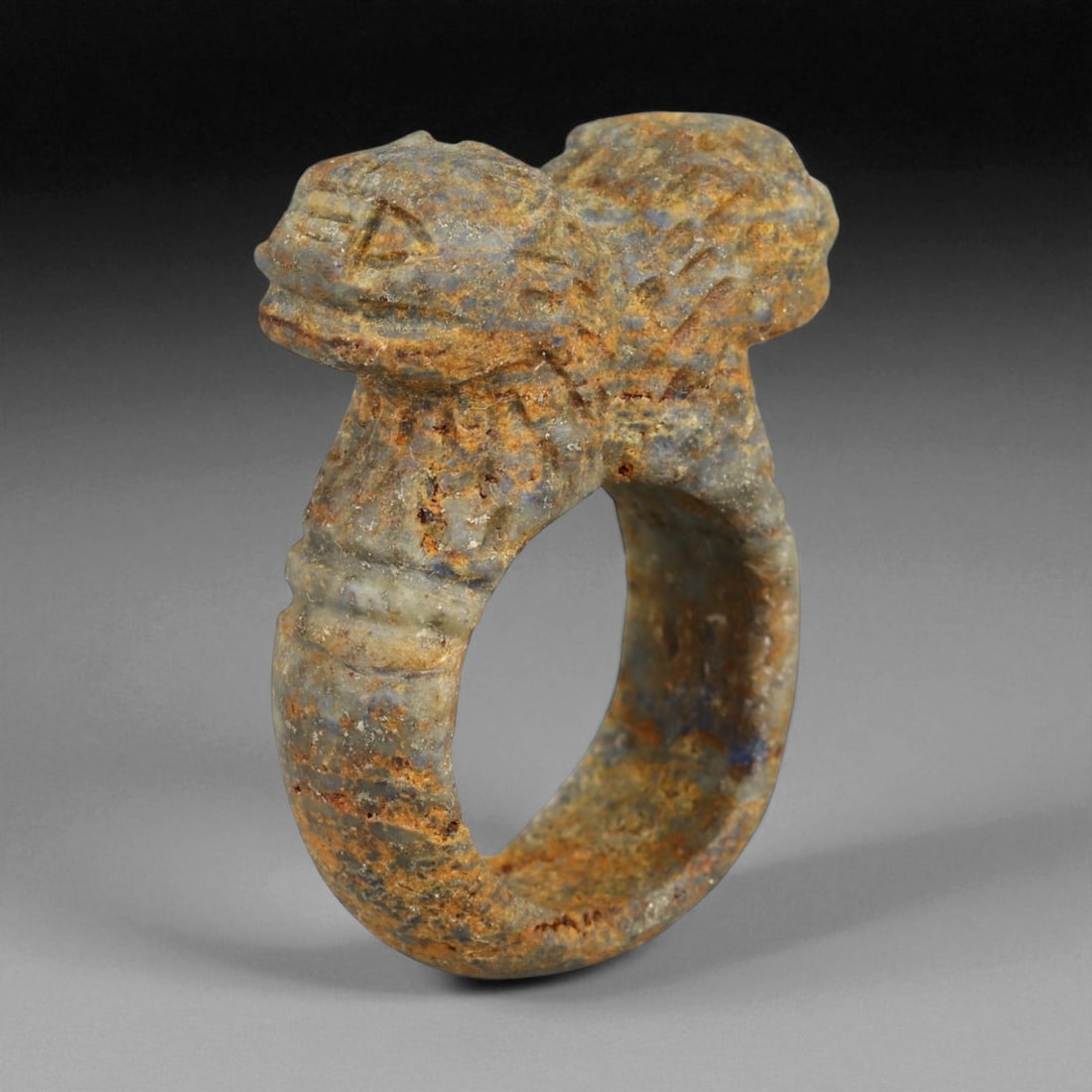 Ancient Parthian Double-Headed Feline Guardian Stone Ring, c. 2nd-3rd Century CE, 3.7cm (1 of 2)