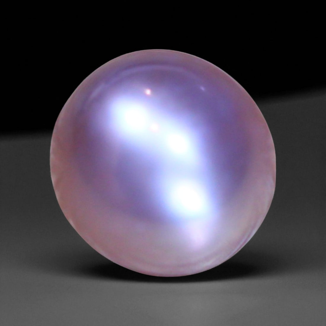 2.95 Carats Lavender Freshwater Pearl - Natural Cultured Gem (1 of 2)
