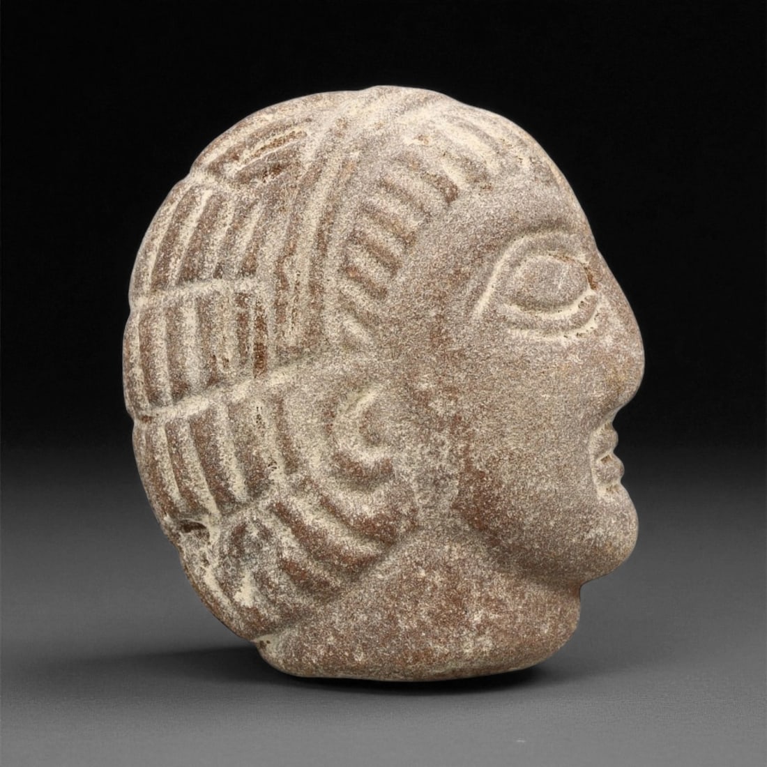 Ancient Early Dynastic Mesopotamian Carved Human Head Sandstone Plaque, c. 2900-2350 BCE 3.7cm, 35ET (1 of 2)