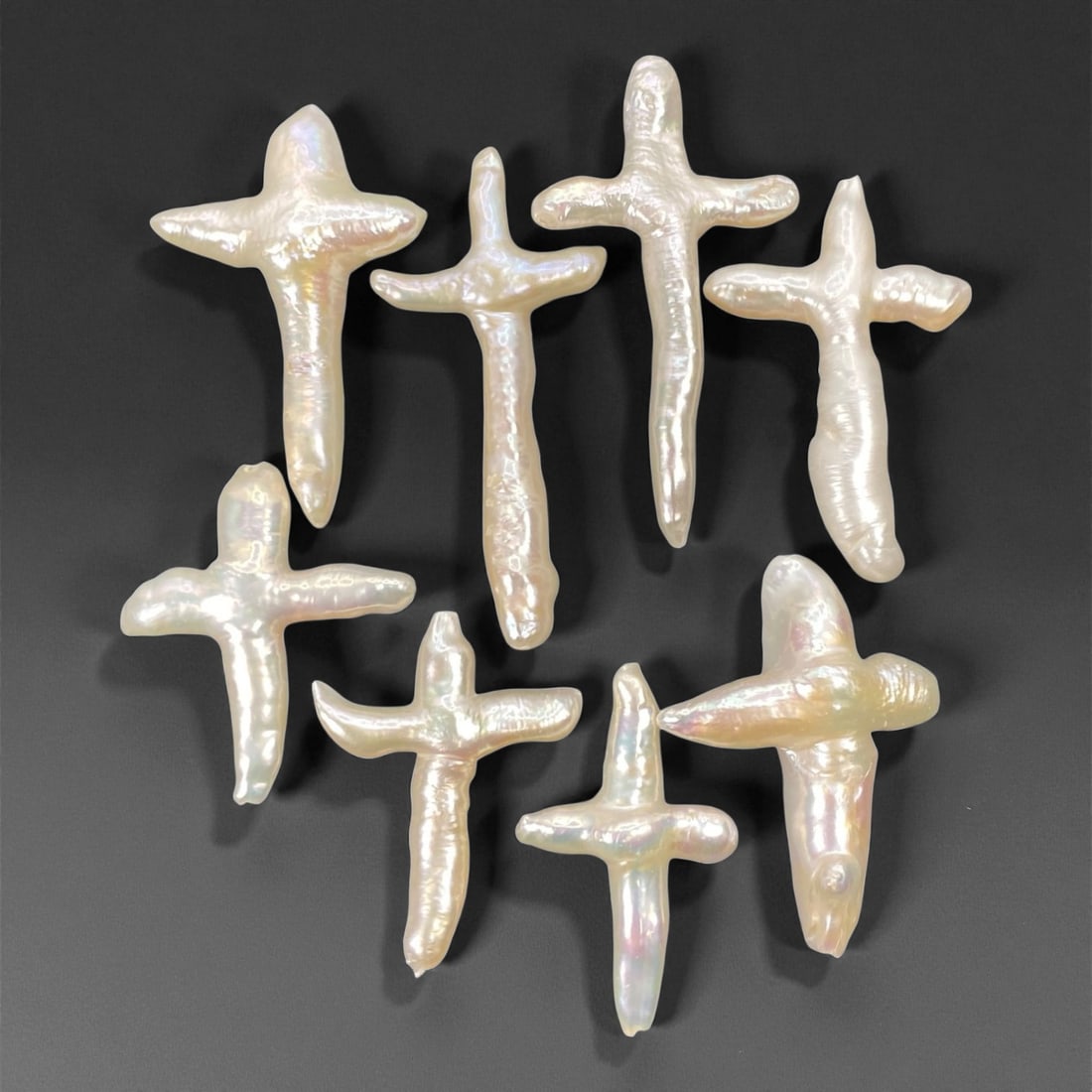 White Cross-Shaped Freshwater Pearl Selection - Natural 8-Piece Lot, 3 to 4.5 cm, 21XE (1 of 1)