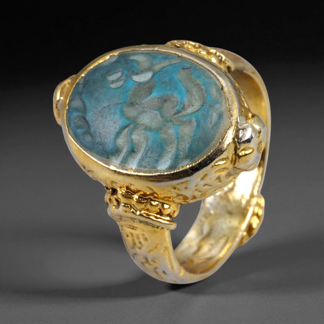 Antique Qajar Gold Gilt Intaglio Signet Ring, c. 19th-20th Century, 8 US, 14g, 56EQ (1 of 3)