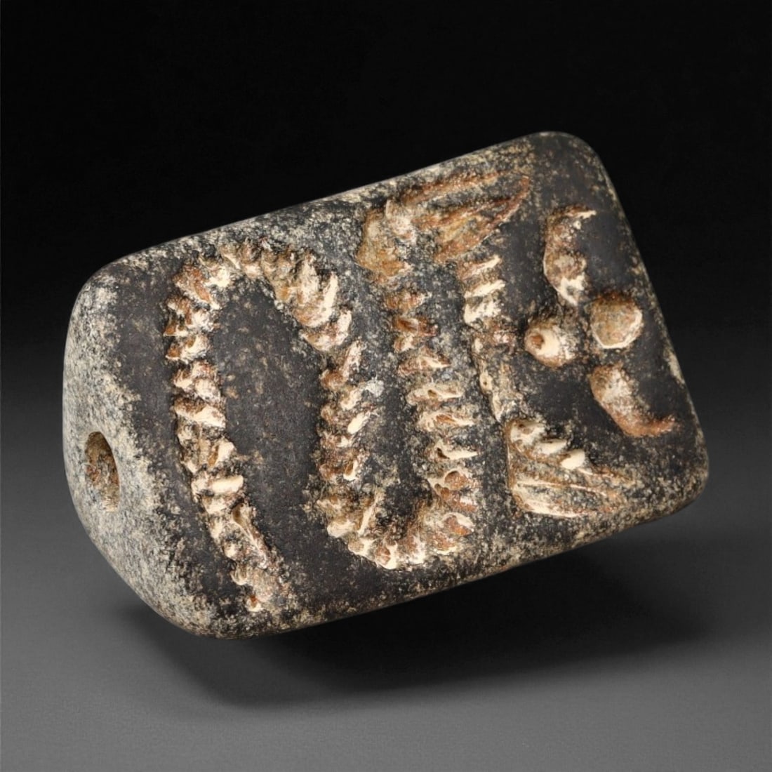 Ancient Sumerian-Babylonian Carved Cylinder Seal, c. 2nd Millennium BCE, 4.3cm, 49EG (1 of 3)