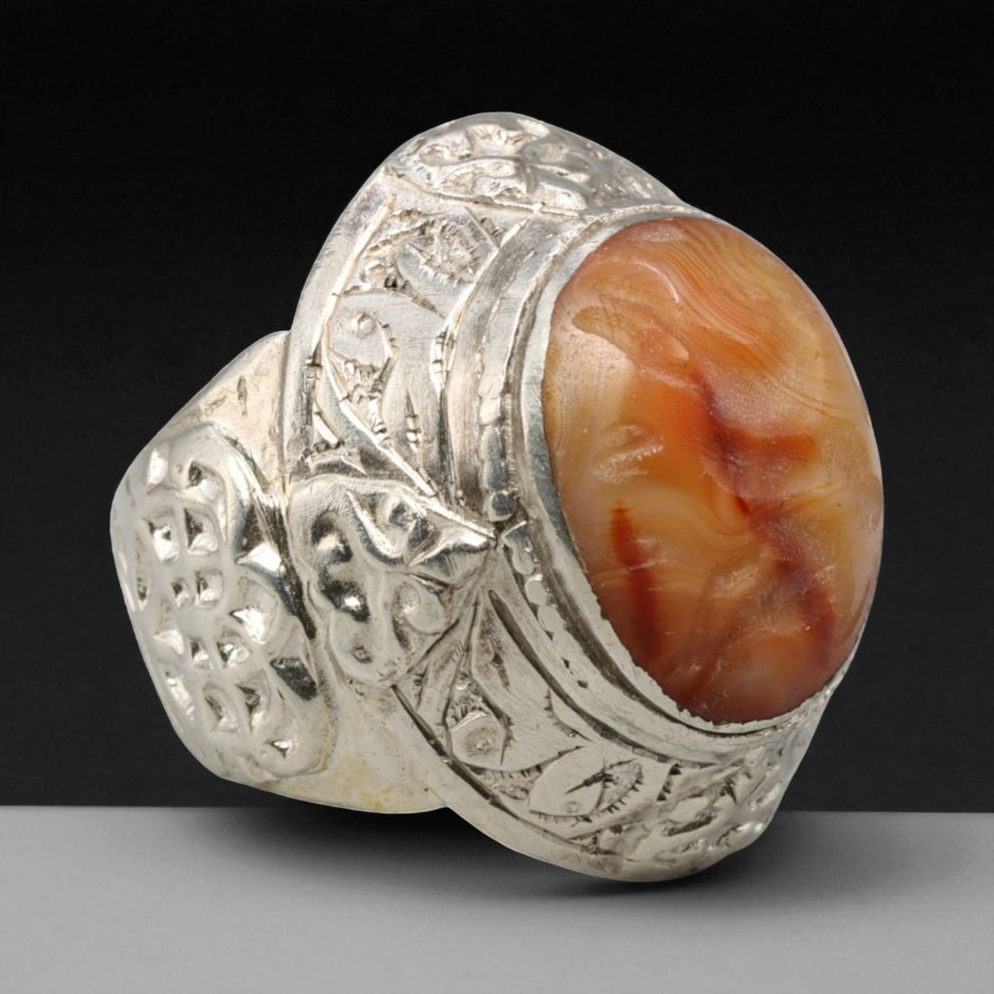 Antique Central Asian Agate Ornamental Silver Ring, c. 19th-20th Century, US 8.75, 33BD (1 of 2)