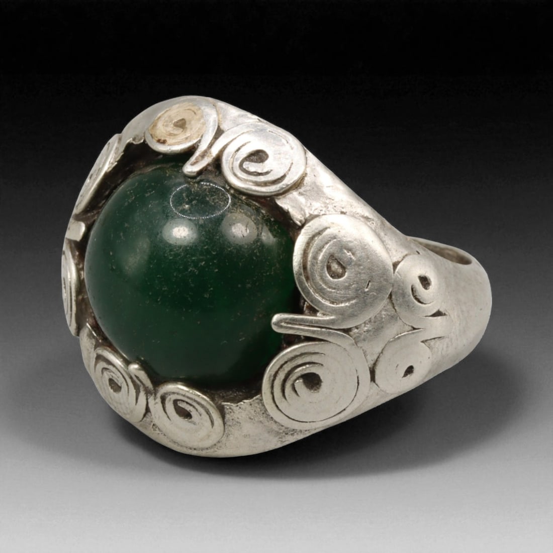Antique Central Asian Green Chalcedony Silver Ring, c. 19th-20th Century, US 9, 78BD (1 of 2)