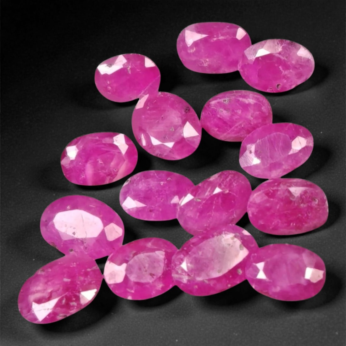 10.89 Carats Vivid Pinkish Red Ruby Oval Lot - Natural Mozambique Stones, 18XA (1 of 2)