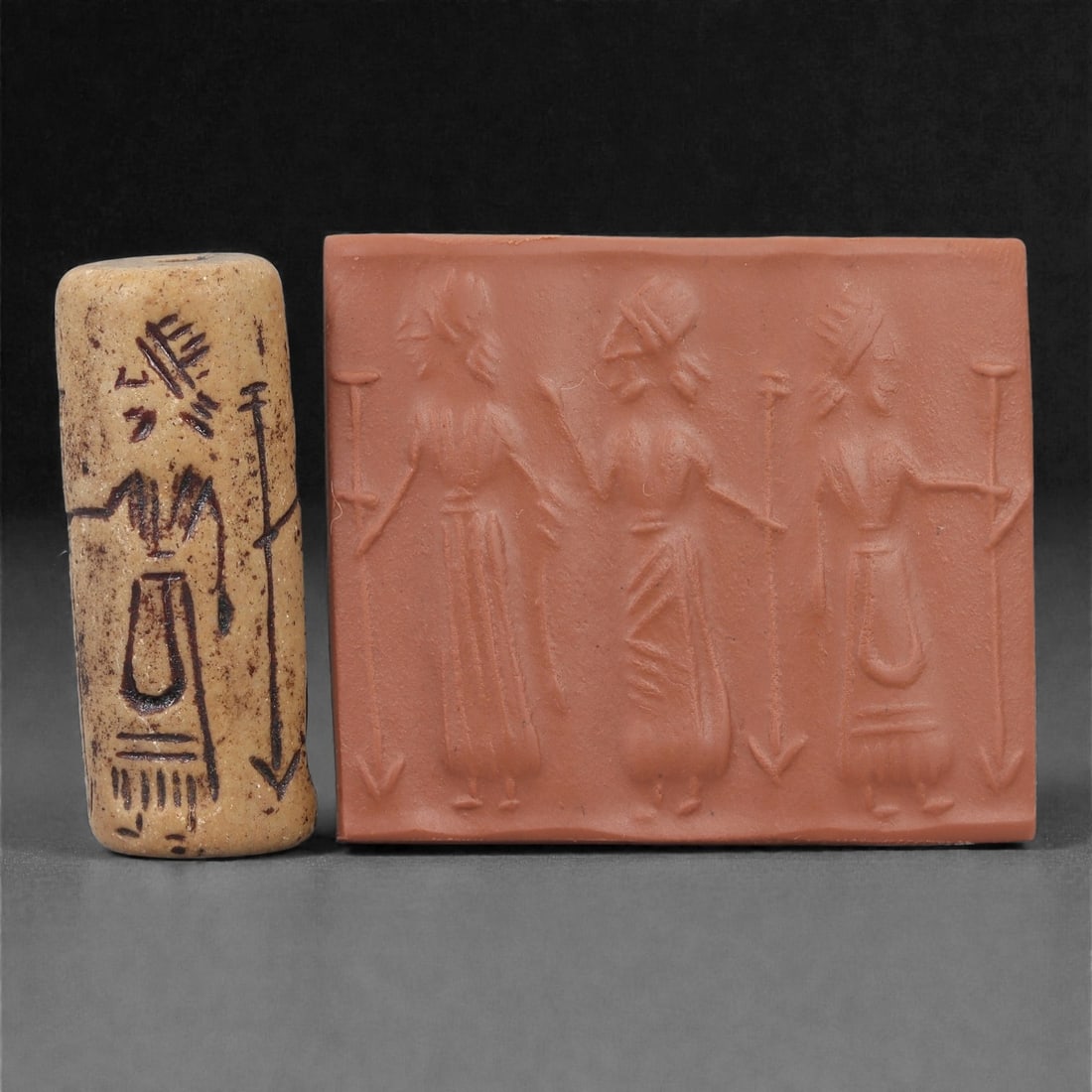 A Near Eastern Stone Cylinder Seal, 3rd Millennium BCE, 4.1cm, 32LH (1 of 2)