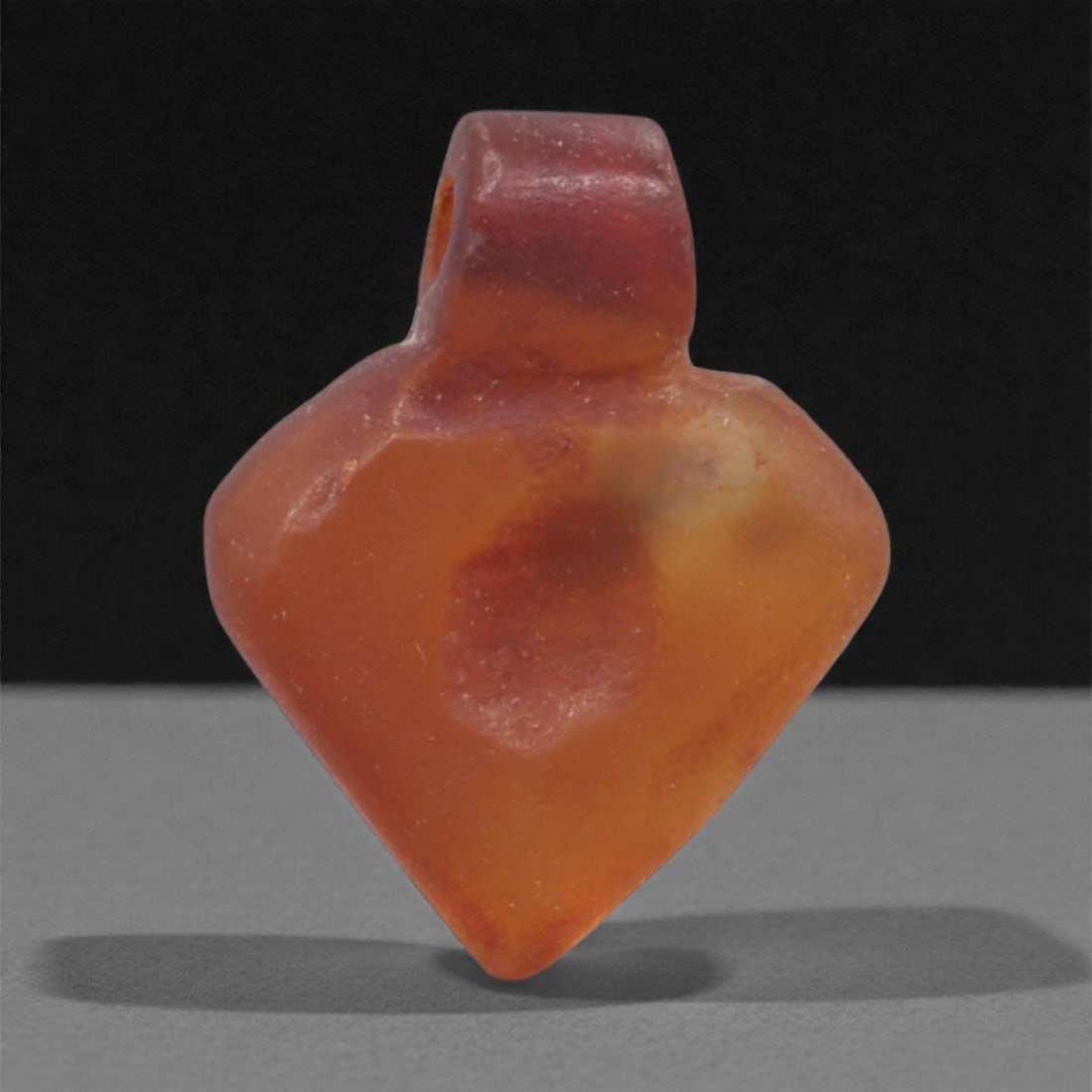 An Egyptian Carnelian Amulet, Coptic Period, 4th-7th Century CE, 1.3cm, 96X