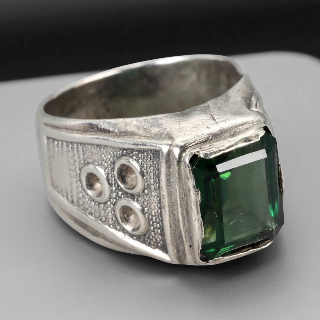Antique Middle Eastern Green Glass Gem Silver Signet Ring, c. 19th-20th Century, US 8, 81BA (1 of 3)