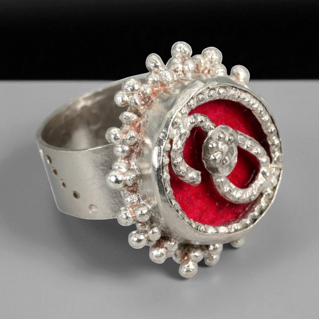 A Central Asian Silver Filigree Ring with Red Textile Inlay, c. 19th-20th Century, US Size 8.5, 55BA (1 of 3)