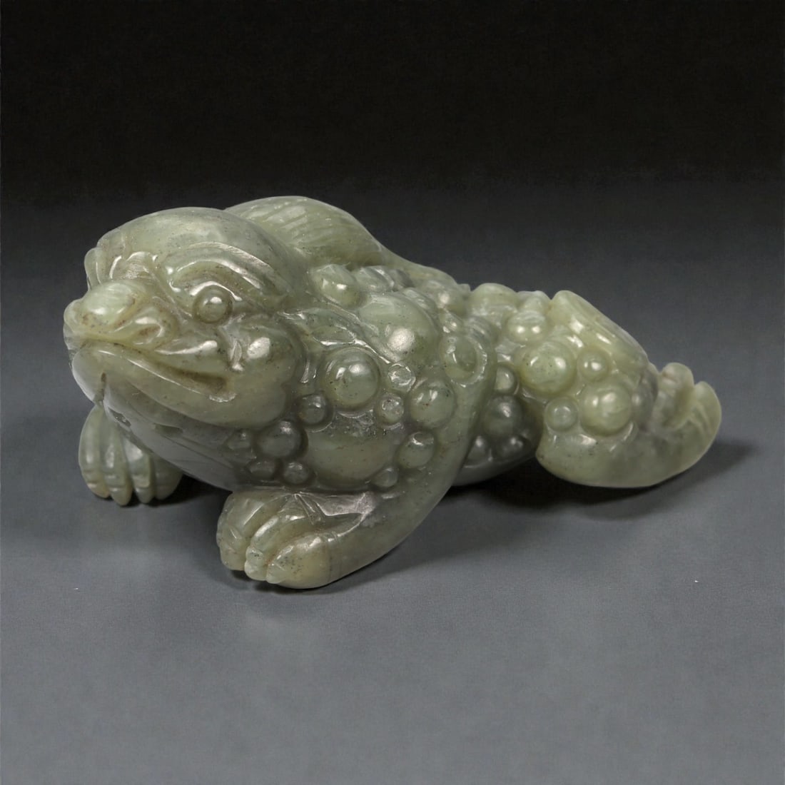 A Chinese Nephrite Jade Toad Figure, 20th Century, 11YA (1 of 3)