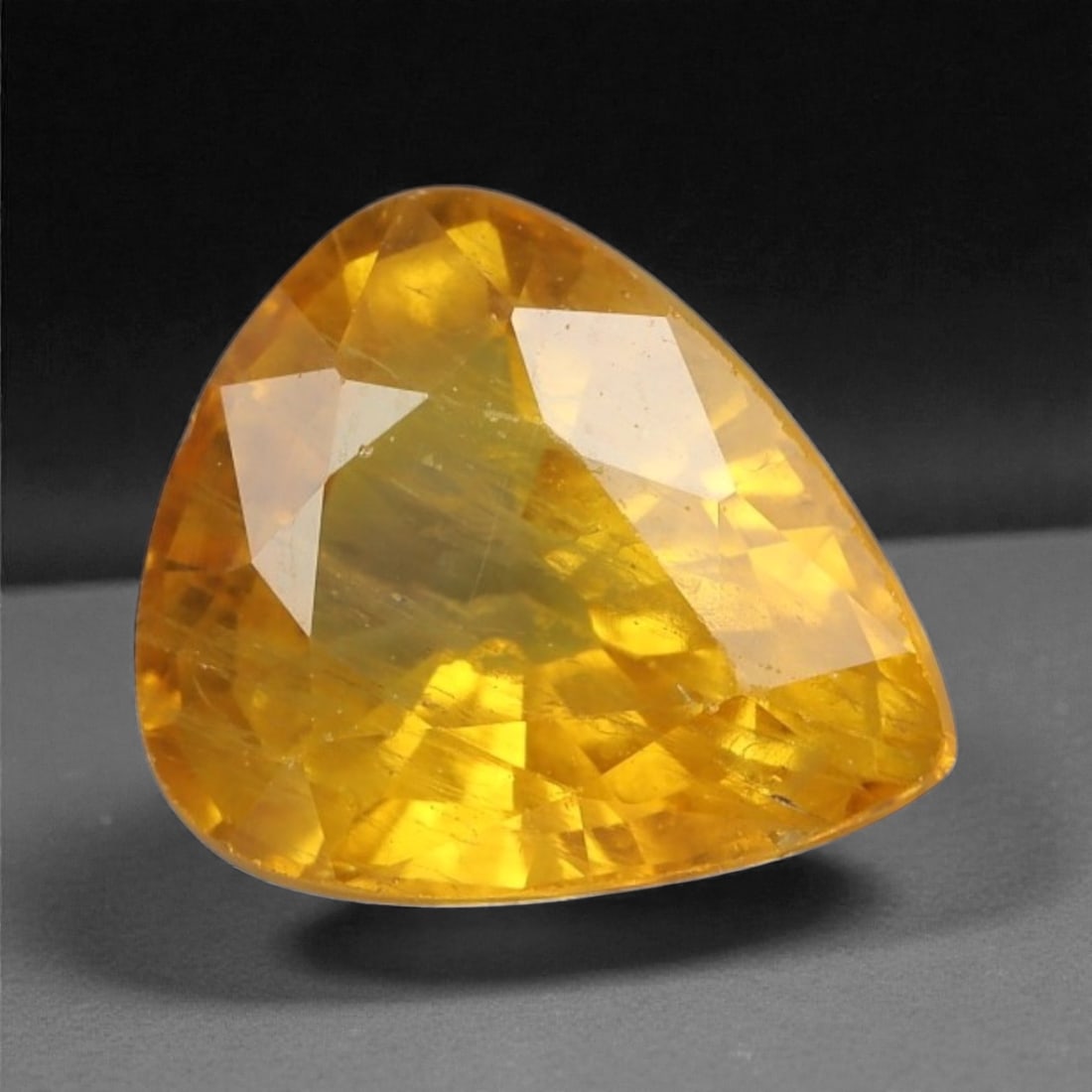 1.62 Carats Golden Yellow Sapphire - Natural Ceylon Stone - 7.6 x 6.4 x 3.9 mm, 65WE (1 of 1)