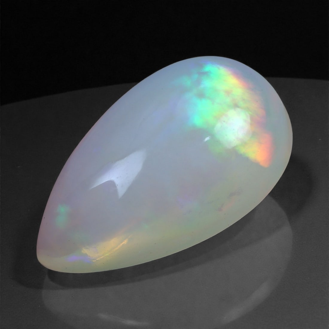 3.61 Carats Play-of-Color Welo Opal - Natural Ethiopian Gem 14x9mm, 24XA (1 of 2)