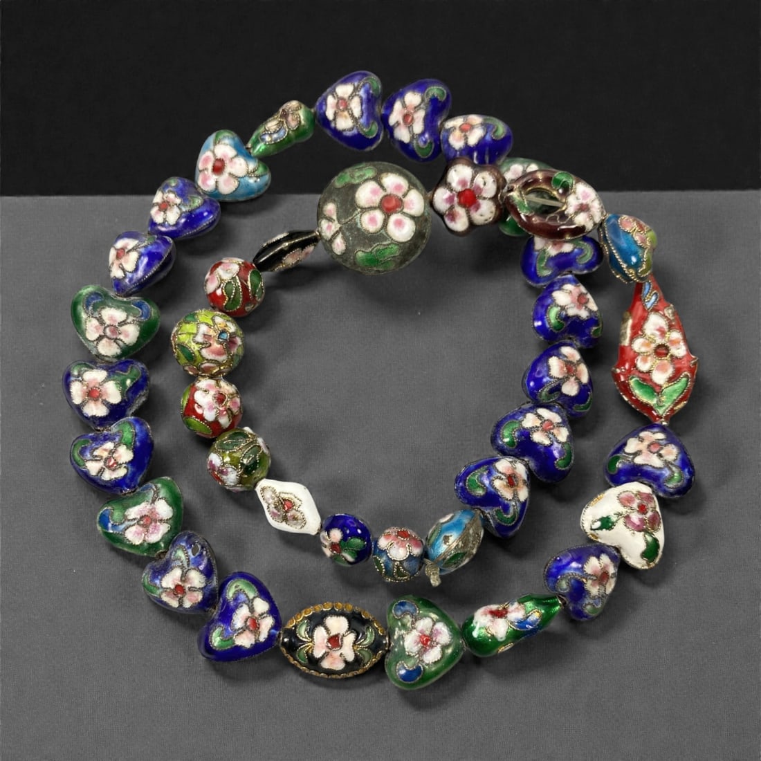 A Chinese Cloisonne Enamel Necklace with Floral Motifs, 20th Century, 37FJ (1 of 1)