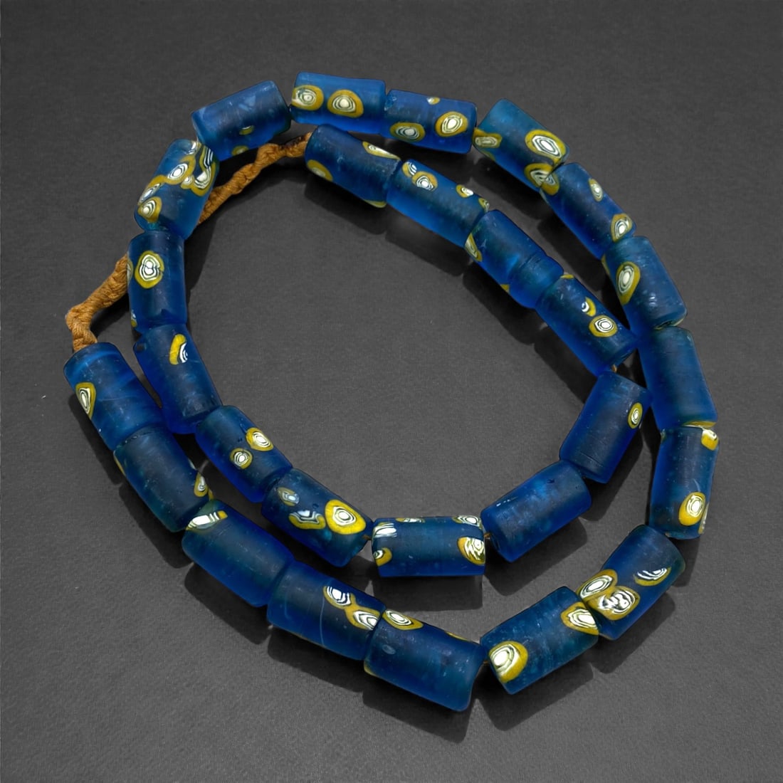 A Venetian Glass Eye Bead Necklace Strand, 19th Century, 191g, 10AA (1 of 1)