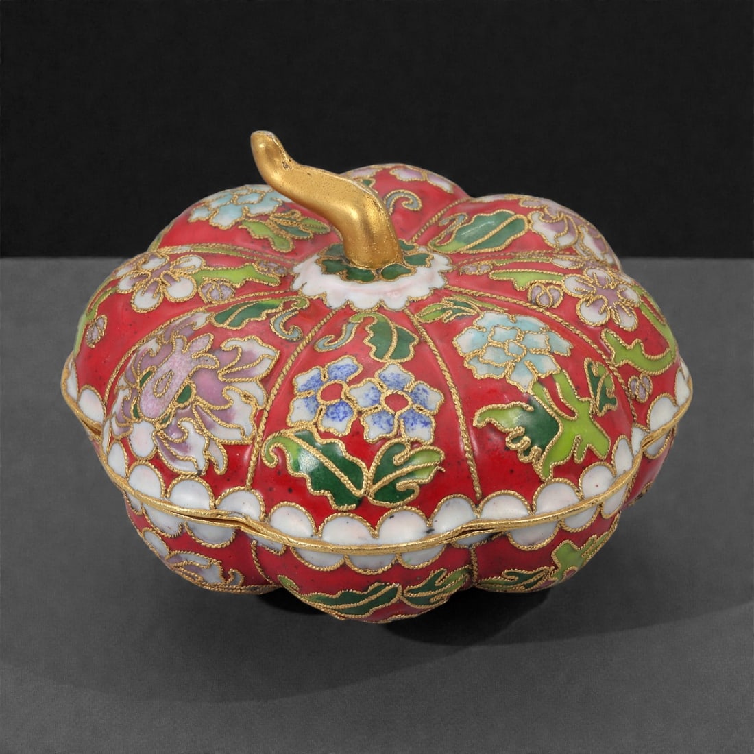 A Chinese Cloisonne Enamel Pumpkin-Form Trinket Box, 20th Century, 87FG (1 of 2)