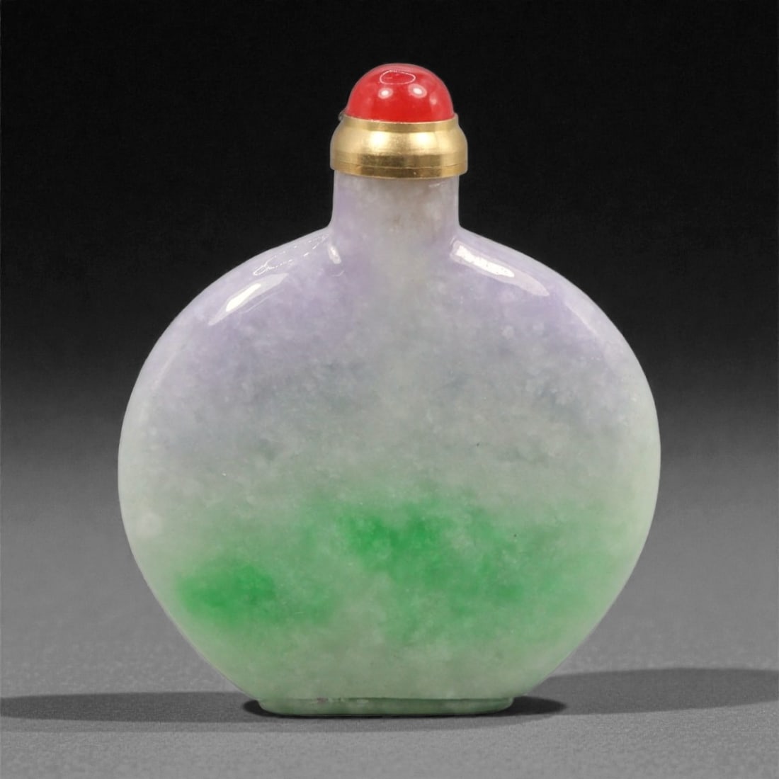 A Chinese Jadeite Jade Snuff Bottle, 20th Century, 31YC (1 of 2)