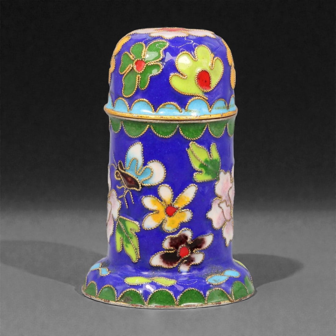 A Chinese Cloisonne Enamel Trinket Box, 20th Century, 81YC (1 of 2)