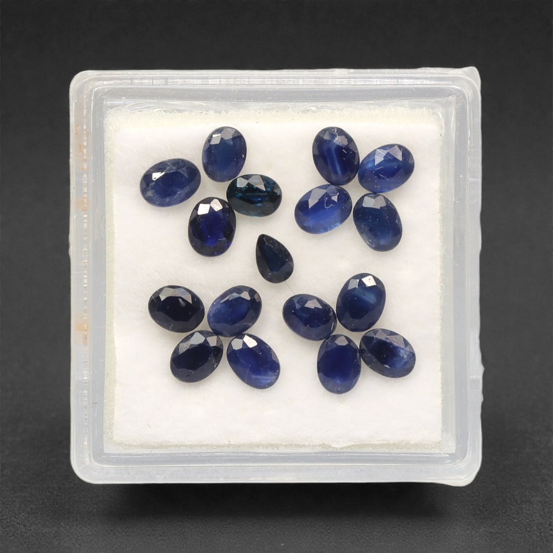 3.18 Carats Multitone Blue Sapphire Parcel - Natural Australian Stones, 10DB: This curated parcel of Australian sapphires dazzles with a captivating spectrum of blue tones, ranging from deep midnight and rich royal blue to vivid teal and cool aqua undertones. Each stone is prec